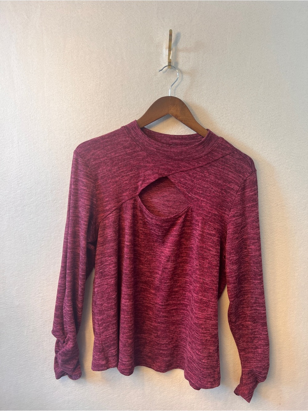 Maurices Women's Long Sleeve Cutout Top - Burgundy Heather